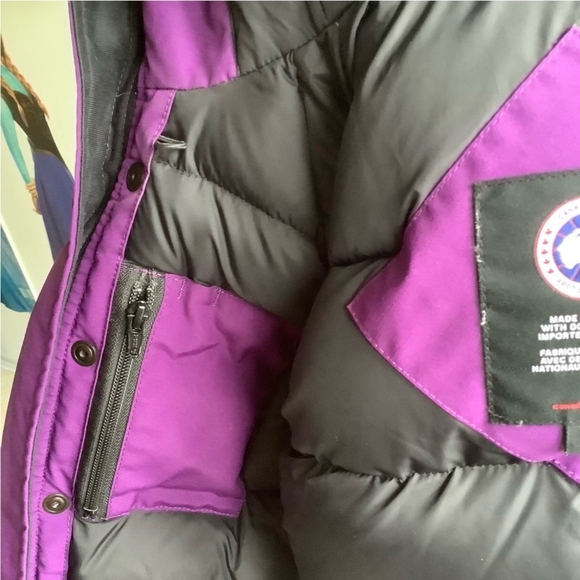 💫Host Pick💫Youth Canada Goose Bomber - Picture 9 of 11